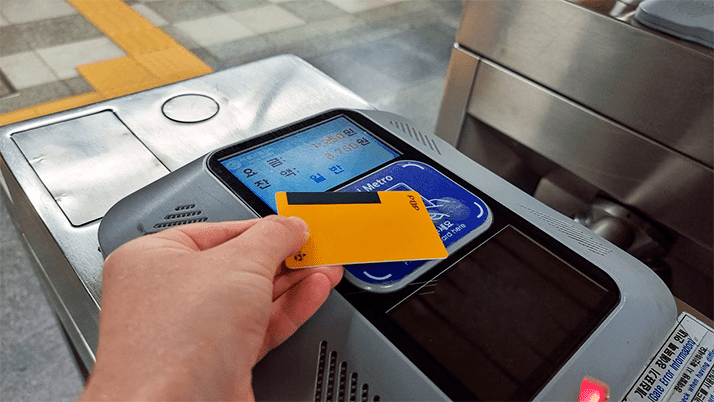 You are currently viewing How to Get a T-money Travel Card in Seoul, South Korea