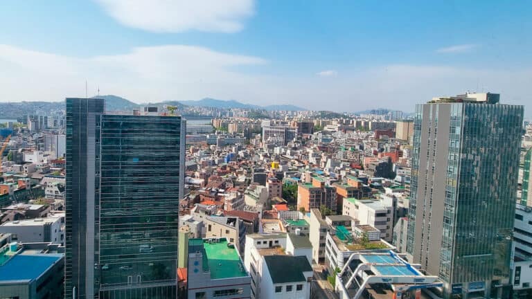 Read more about the article The 5 Apps You Need to Get When Traveling to South Korea