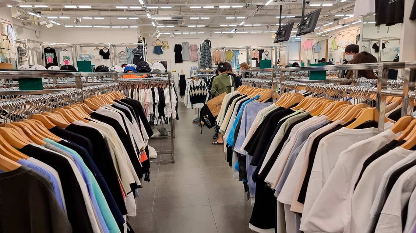 Where Can You Buy Cheap Clothes in Seoul, South Korea? - Timzer Travels