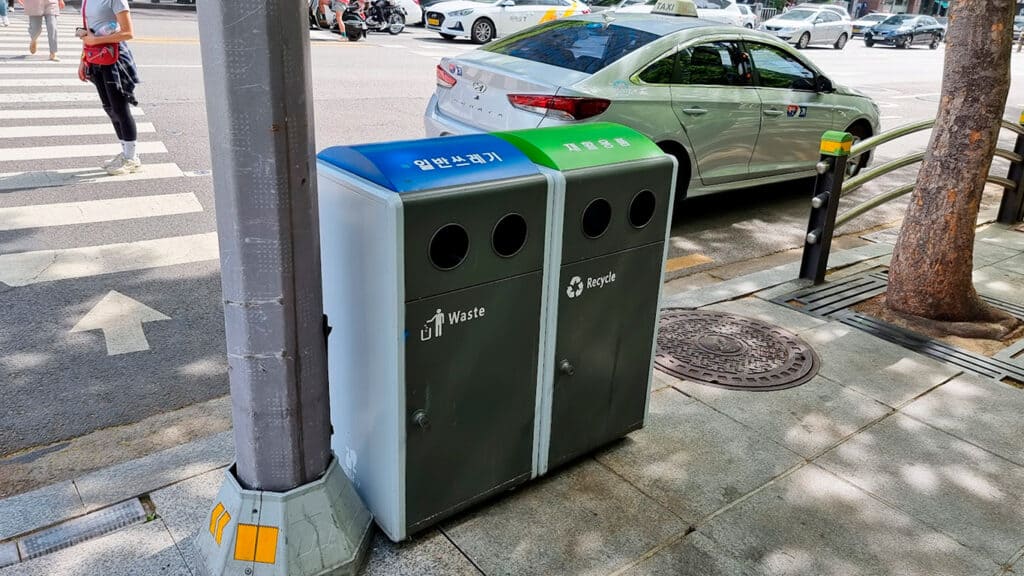 Where Can You Throw Away Trash in Public in South Korea? - Timzer Travels